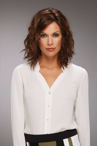Carrie brunette wig alt3
