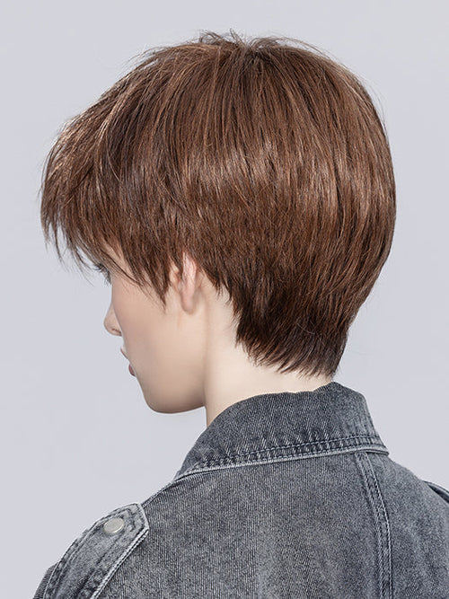 BEAT by ELLEN WILLE in CHOCOLATE ROOTED 830.6 | Medium Brown Blended with Light Auburn, and Dark Brown blends with Shaded Roots
