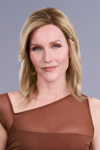 Carrie Lite blonde wig alt