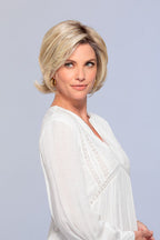Naomi blonde wig
