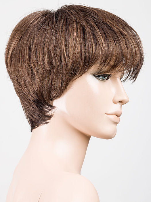 CHOCOLATE ROOTED 830.6 | Medium Brown Blended with Light Auburn, and Dark Brown blends with Shaded Roots