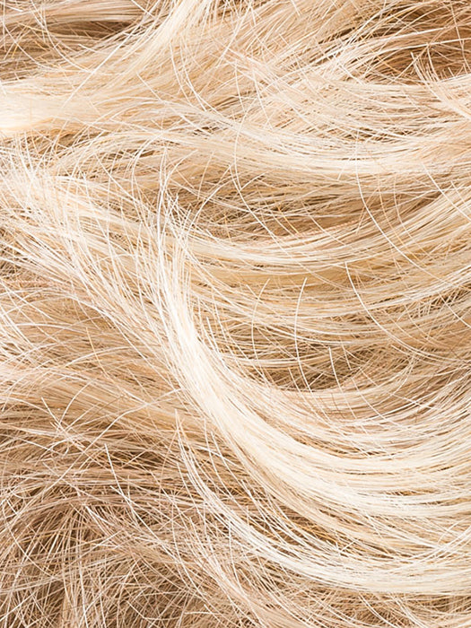 LIGHT CARAMEL MIX 26.19.20 | Light Golden Blonde and Light Honey Blonde blended with Light Strawberry Blonde Blend