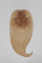 easiPart XL 18" blonde human hair topper flat lay