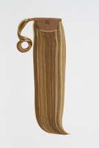 easiPony Medium Wavy HD ponytail flat lay