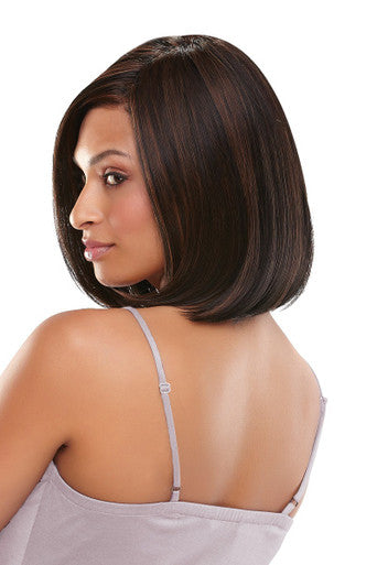 Haute brunette wig alt