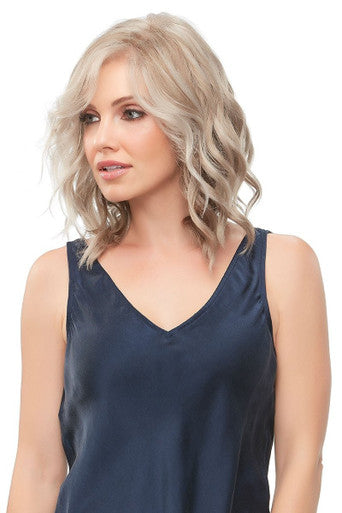 Julianne blonde wig side2