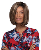 Petite Sullivan – Front Lace Line